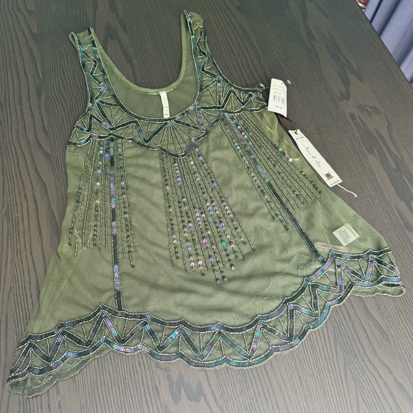 Willow and Clay Sheer Mesh Embellished Olive Green tank Sz Xs - Picture 2 of 6